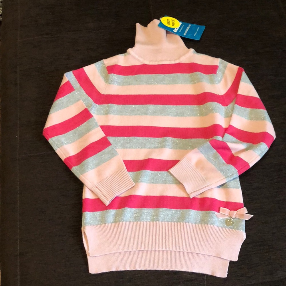 Cute turtleneck sweater